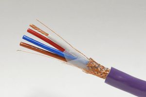 Экранированный аудиокабель